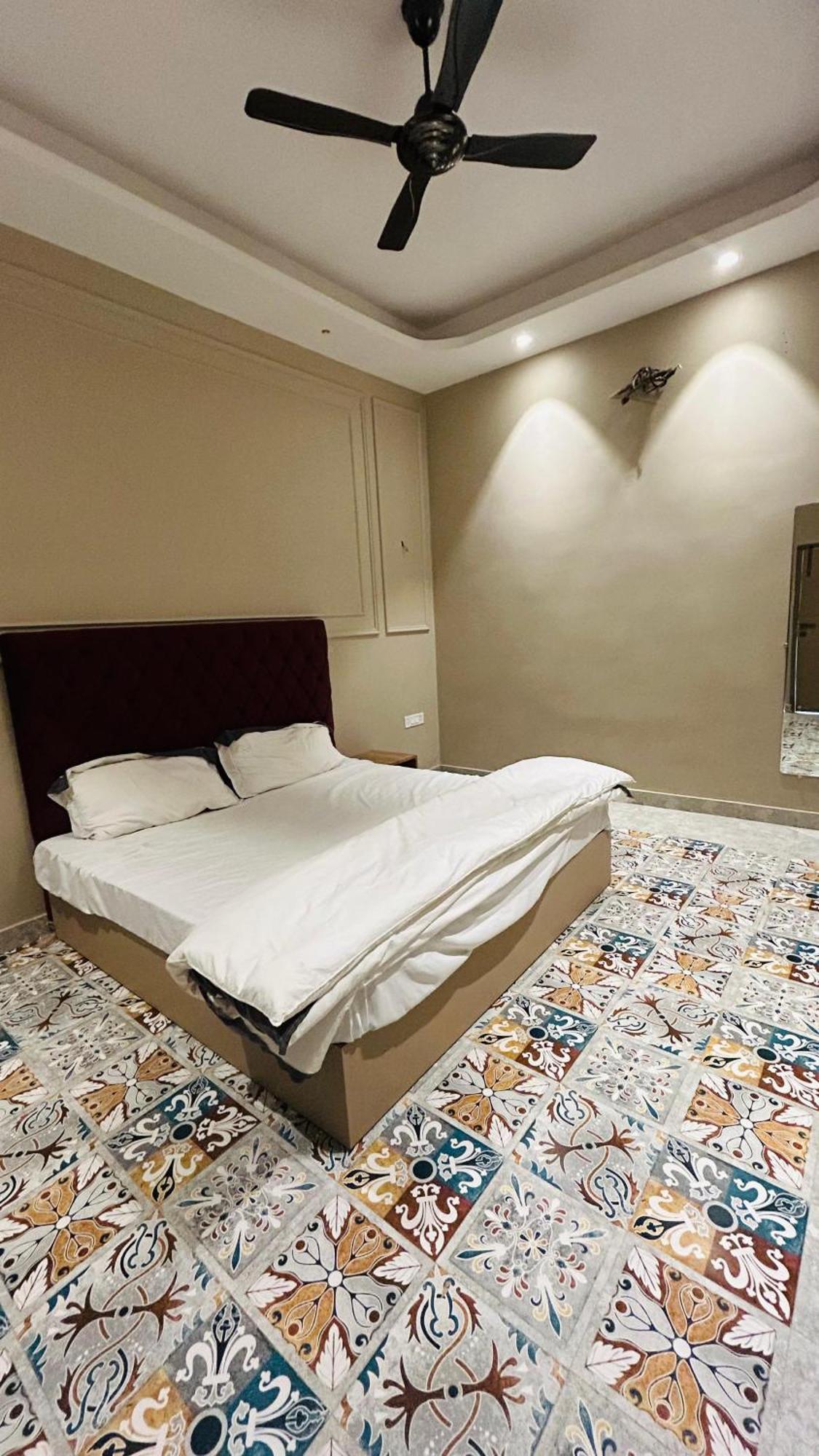 Virasat Villa & Banquet Hall Kanpur Esterno foto